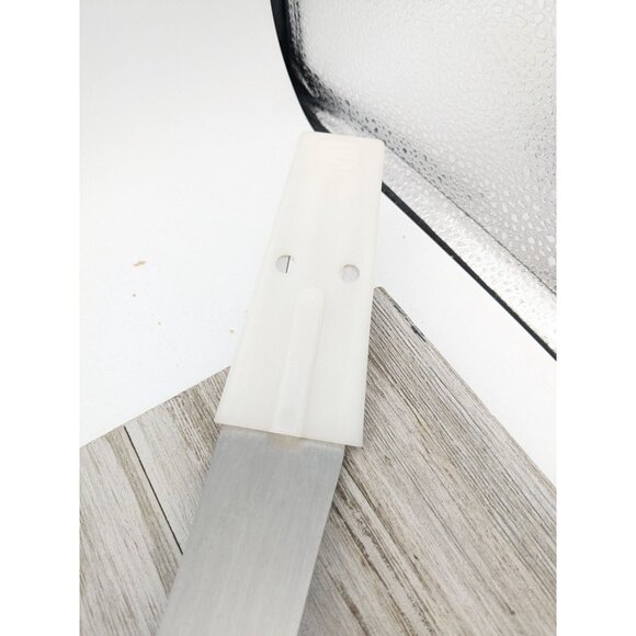 Pampered chef Meat 3 Prong Turning Fork 16 1/2" Metal BBQ With Protective Cover - Picture 2 of 12